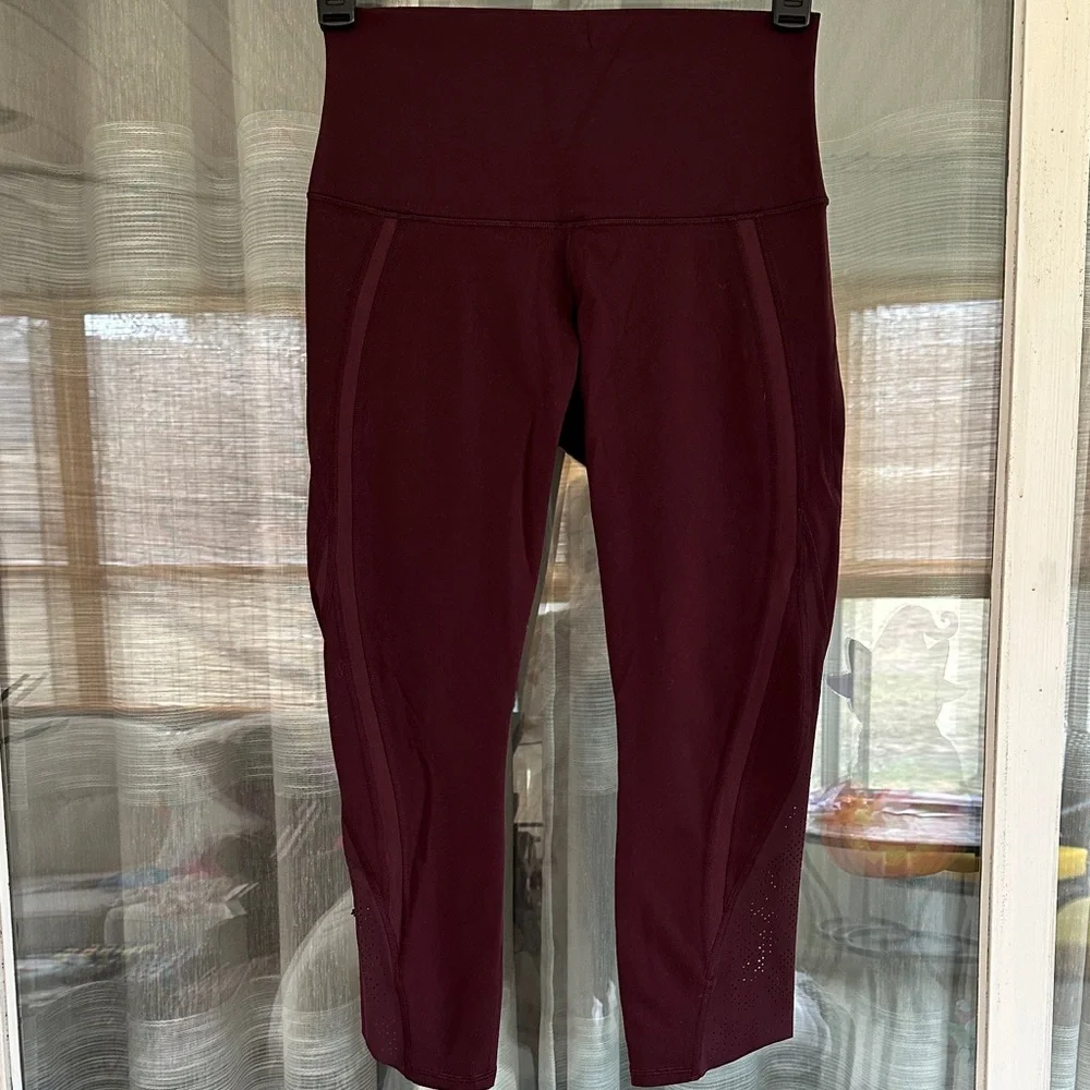 Lululemon Wunder Under Crop Burgundy laser cut High-Waisted Leggings-8